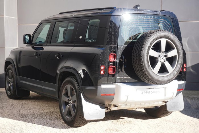 2023 Land Rover Defender 110 P400 SE