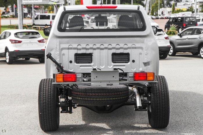 2024 Nissan Navara SL