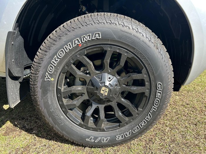 2024 Nissan Navara SL