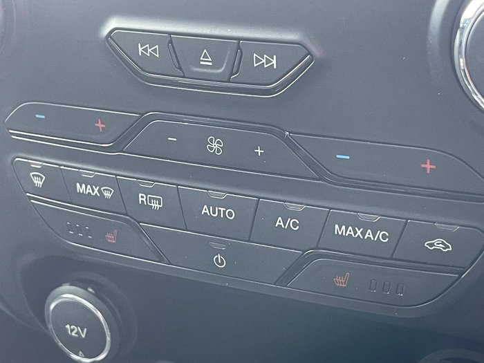 2016 Ford Everest Titanium