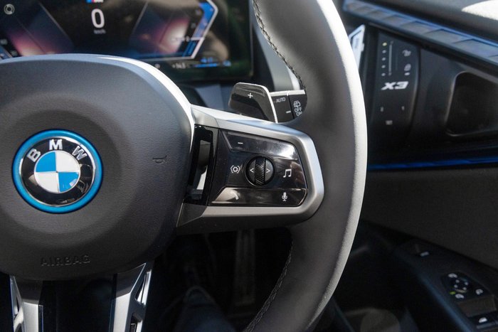 2025 BMW X3 30e xDrive