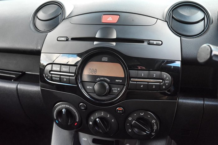 2011 Mazda 2 Neo