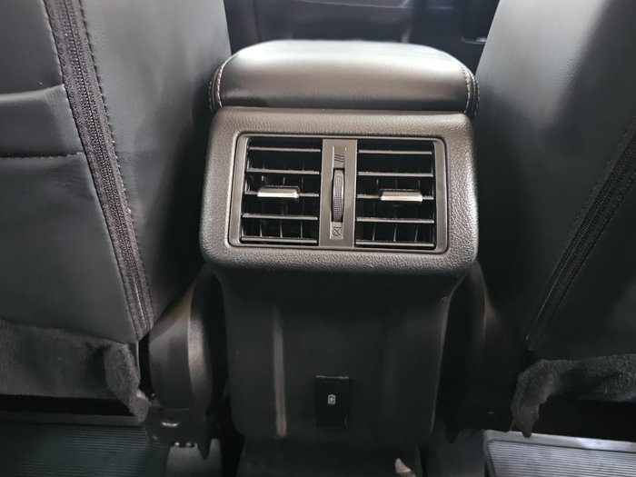 2020 Mitsubishi Outlander LS