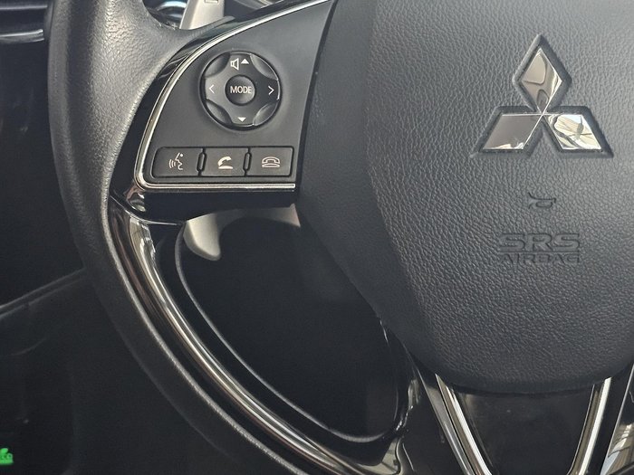2020 Mitsubishi Outlander LS