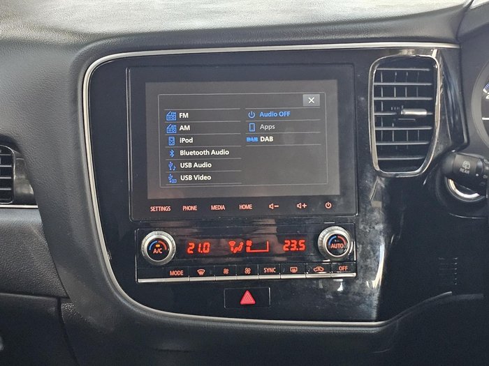 2020 Mitsubishi Outlander LS