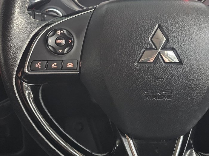 2018 Mitsubishi Outlander LS