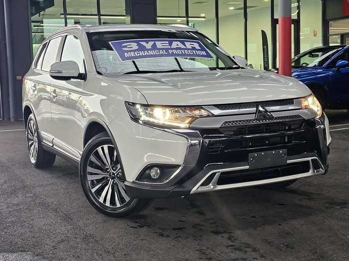 2018 Mitsubishi Outlander LS