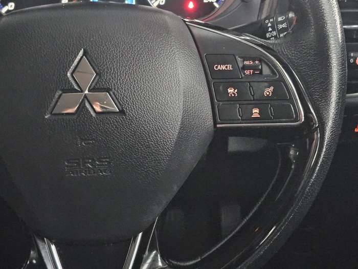 2018 Mitsubishi Outlander LS