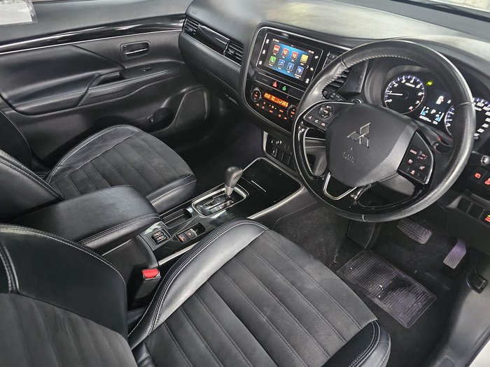 2018 Mitsubishi Outlander LS