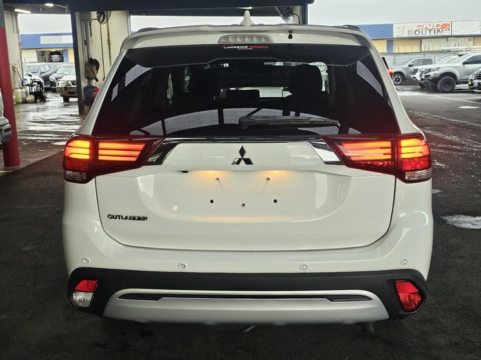 2018 Mitsubishi Outlander LS