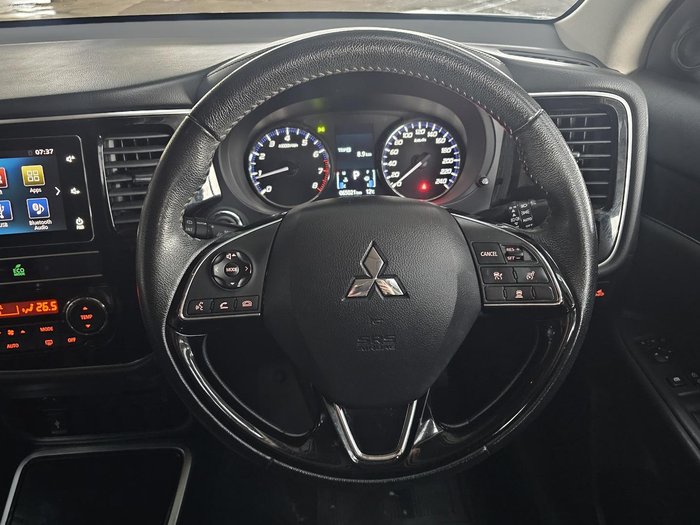 2018 Mitsubishi Outlander LS