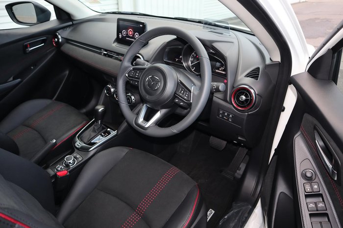 2025 Mazda 2 G15 GT