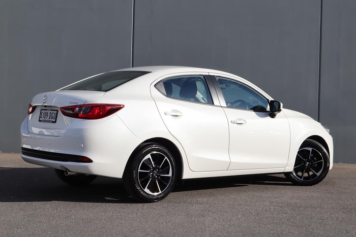 2025 Mazda 2 G15 GT