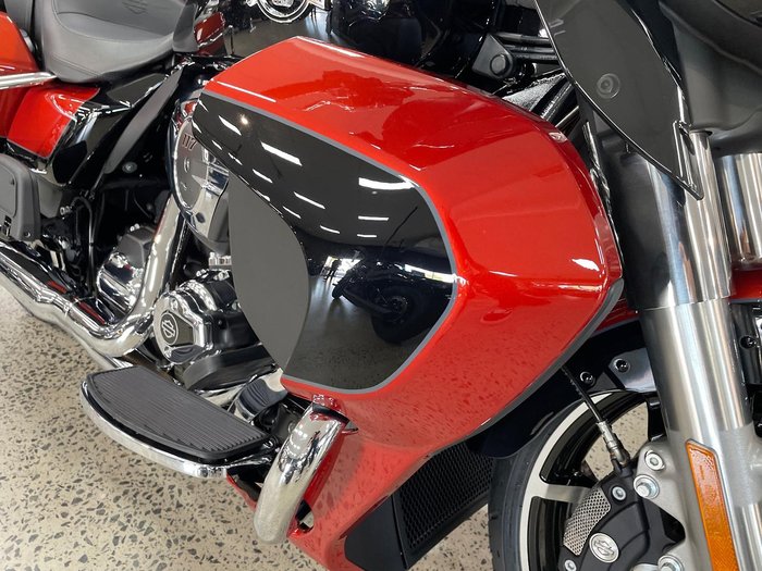 2025 Harley-Davidson Street Glide Ultra 117 (FLHXU) Touring Black