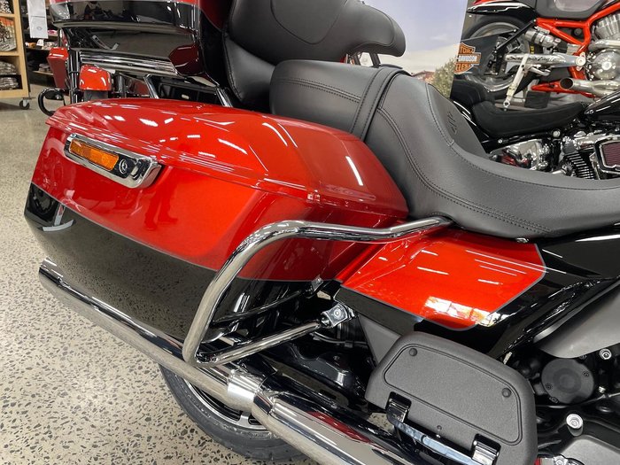 2025 Harley-Davidson Street Glide Ultra 117 (FLHXU) Touring Black