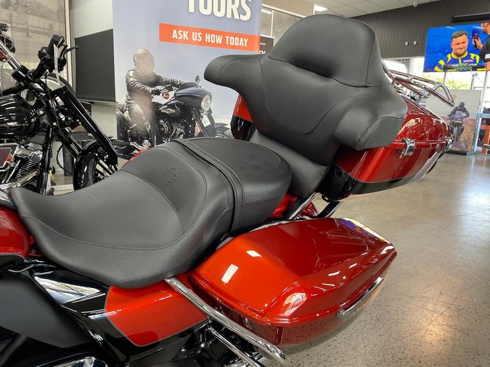 2025 Harley-Davidson Street Glide Ultra 117 (FLHXU) Touring Black