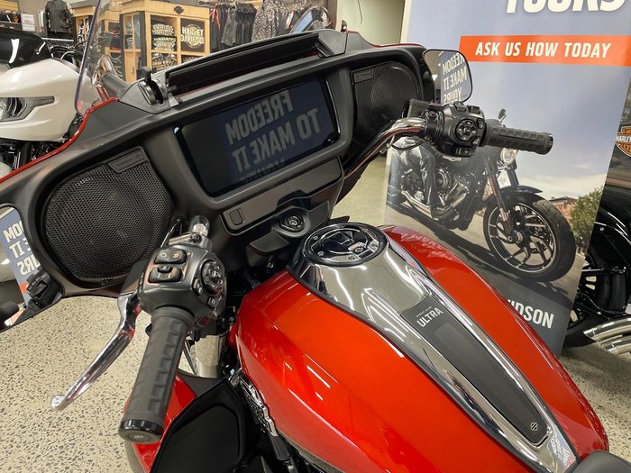 2025 Harley-Davidson Street Glide Ultra 117 (FLHXU) Touring Black