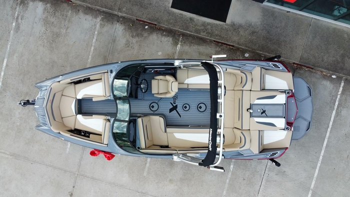 2022 MasterCraft XSTAR S