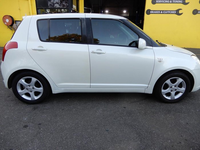 2007 Suzuki Swift Z Series RS415 White