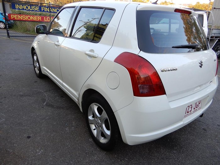 2007 Suzuki Swift Z Series RS415 White