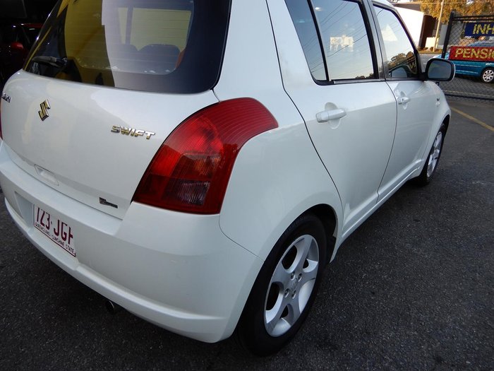 2007 Suzuki Swift Z Series RS415 White