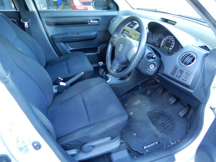 2007 Suzuki Swift Z Series RS415 White