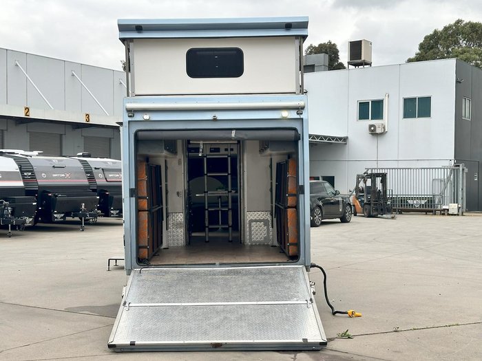 2013 Caria Toy Hauler 23'