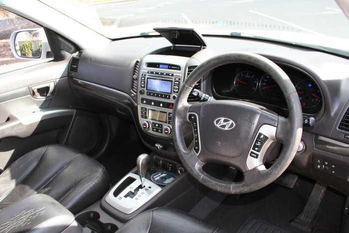 2010 Hyundai Santa Fe Highlander CM MY10 4X4 On Demand Vanilla White