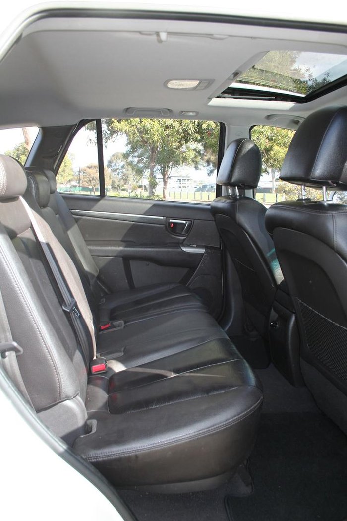 2010 Hyundai Santa Fe Highlander CM MY10 4X4 On Demand Vanilla White