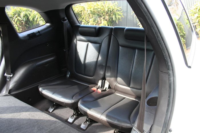 2010 Hyundai Santa Fe Highlander CM MY10 4X4 On Demand Vanilla White
