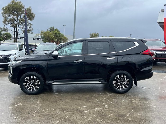 2022 Mitsubishi Pajero Sport Exceed