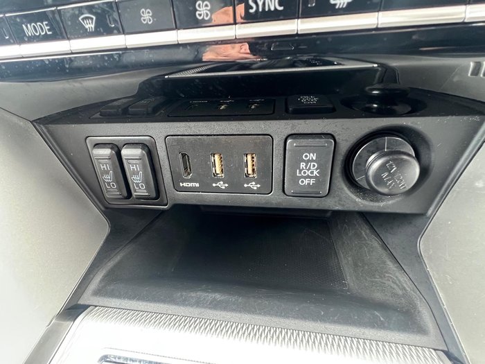 2022 Mitsubishi Pajero Sport Exceed