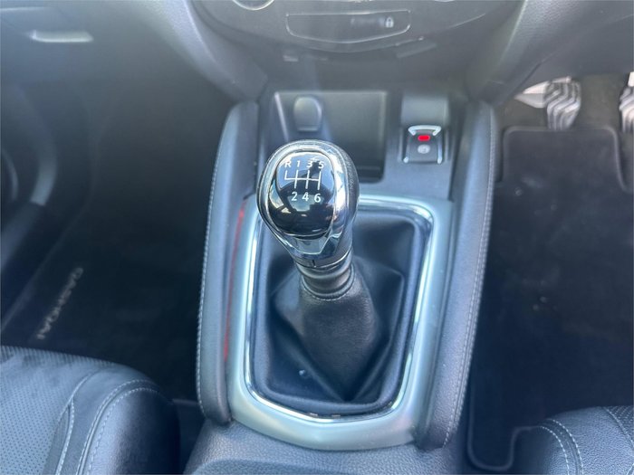2016 NISSAN QASHQAI Ti