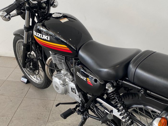 2018 Suzuki TU250X TU Black