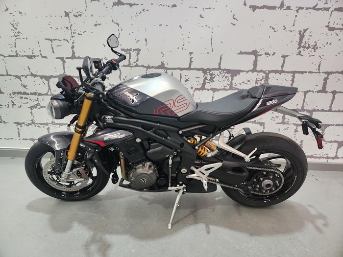 2025 Triumph Speed Triple RS 1200 Speed Triple Grey