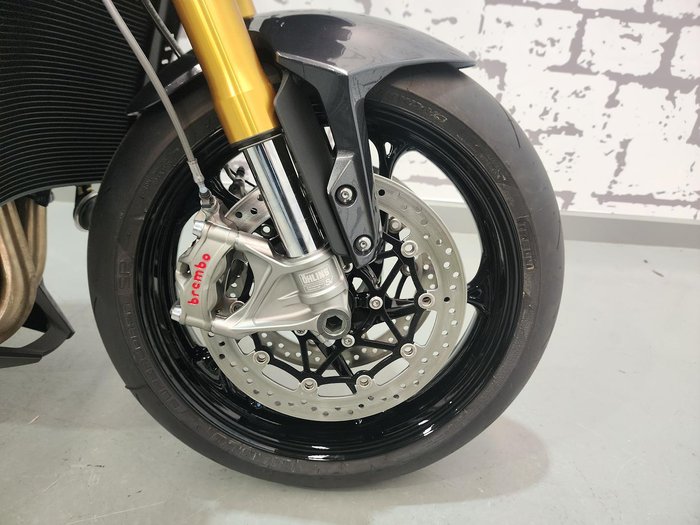 2025 Triumph Speed Triple RS 1200 Speed Triple Grey