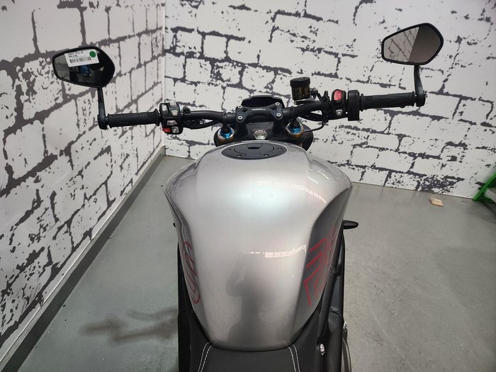 2025 Triumph Speed Triple RS 1200 Speed Triple Grey