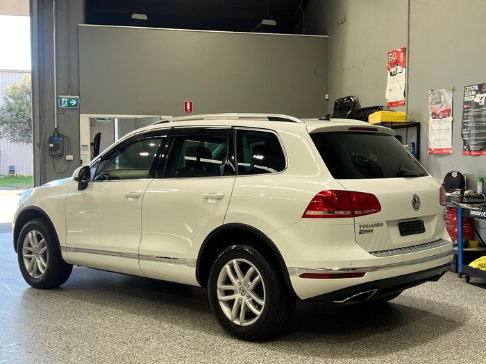2016 Volkswagen Touareg 150TDI Element 7P MY16 Four Wheel Drive Pure White