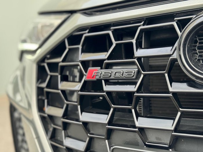 2023 Audi RS Q3 Edition 10 Years