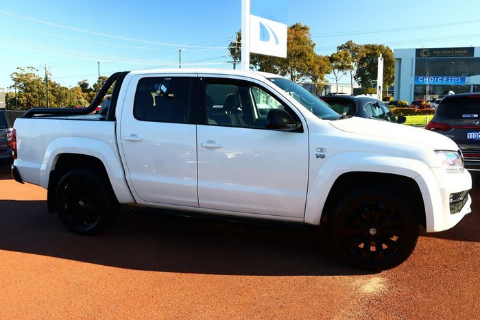 2019 Volkswagen Amarok TDI580 Highline Black