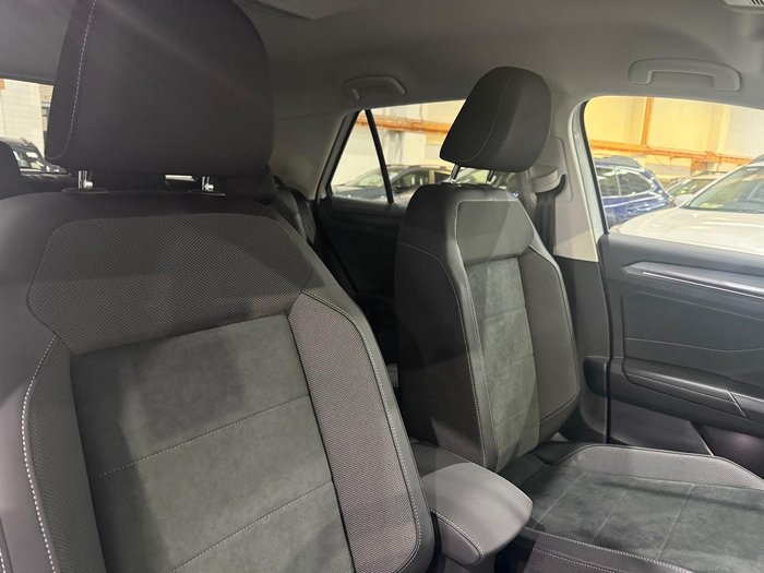 2025 Volkswagen T-Roc 110TSI Style