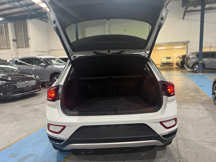 2025 Volkswagen T-Roc 110TSI Style