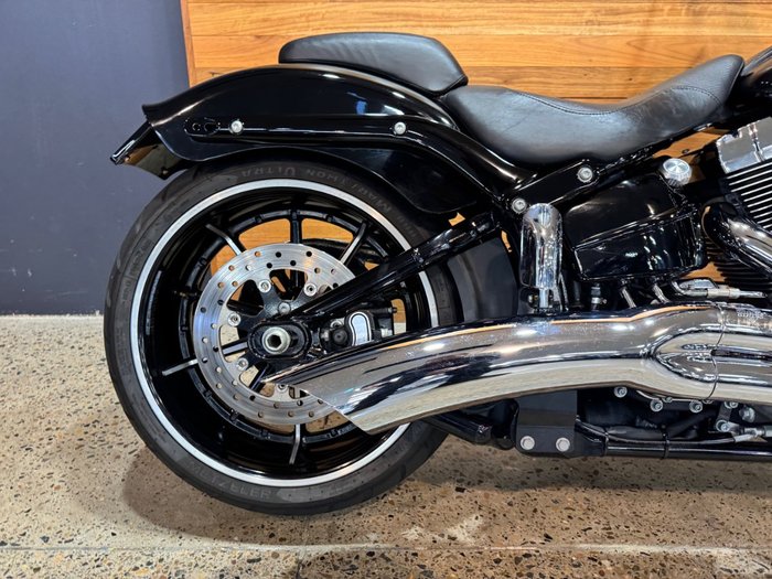 2013 Harley-davidson FXSB SOFTAIL BREAKOUT Black