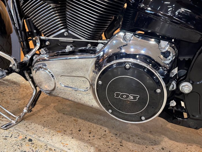 2013 Harley-davidson FXSB SOFTAIL BREAKOUT Black