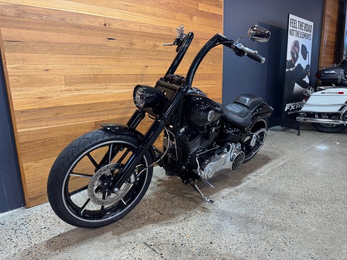 2013 Harley-davidson FXSB SOFTAIL BREAKOUT Black