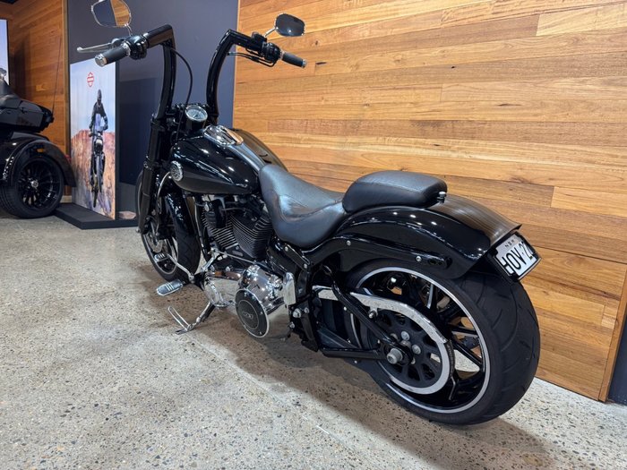 2013 Harley-davidson FXSB SOFTAIL BREAKOUT Black