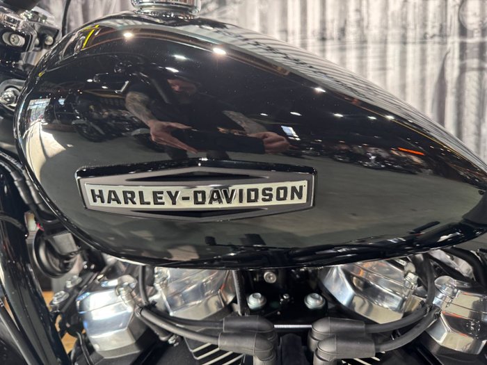 2025 Harley-davidson FXBB STREET BOB (117) Vivid Black