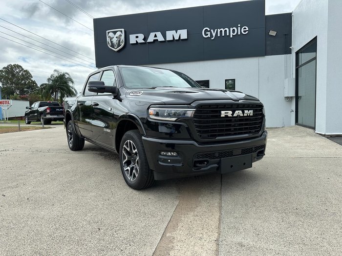 2024 RAM 1500 Laramie Sport Hurricane SO RamBox DT MY25 4X4 Dual Range Diamond Black