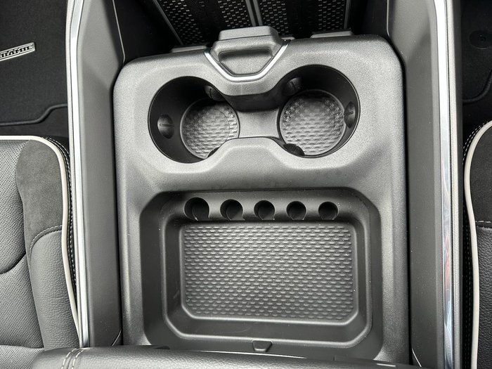 2024 RAM 1500 Laramie Sport Hurricane SO RamBox