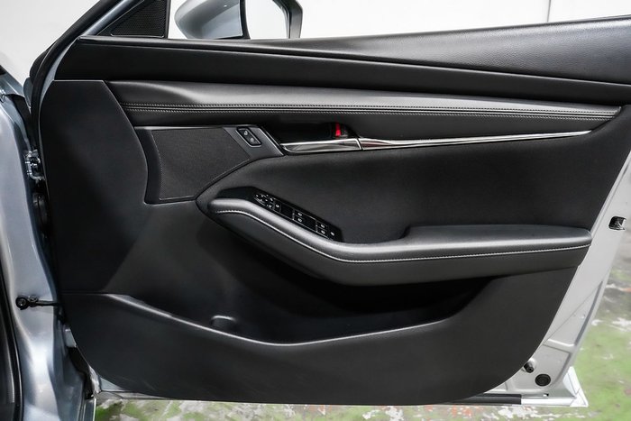 2021 Mazda 3 G20 Evolve